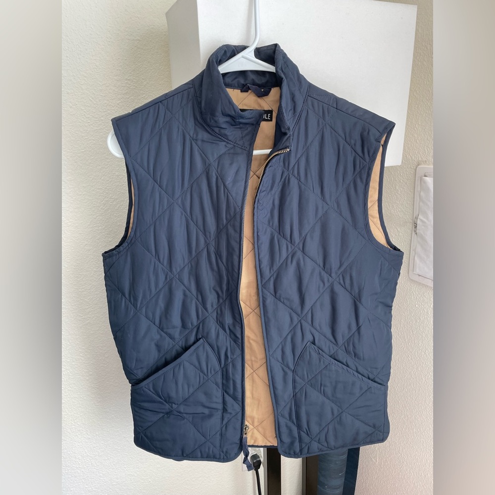 J. Crew Quilted Vest Men’s S